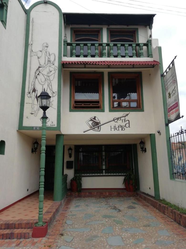 Apartaestudios Quinta Hidalga Bogota Luaran gambar