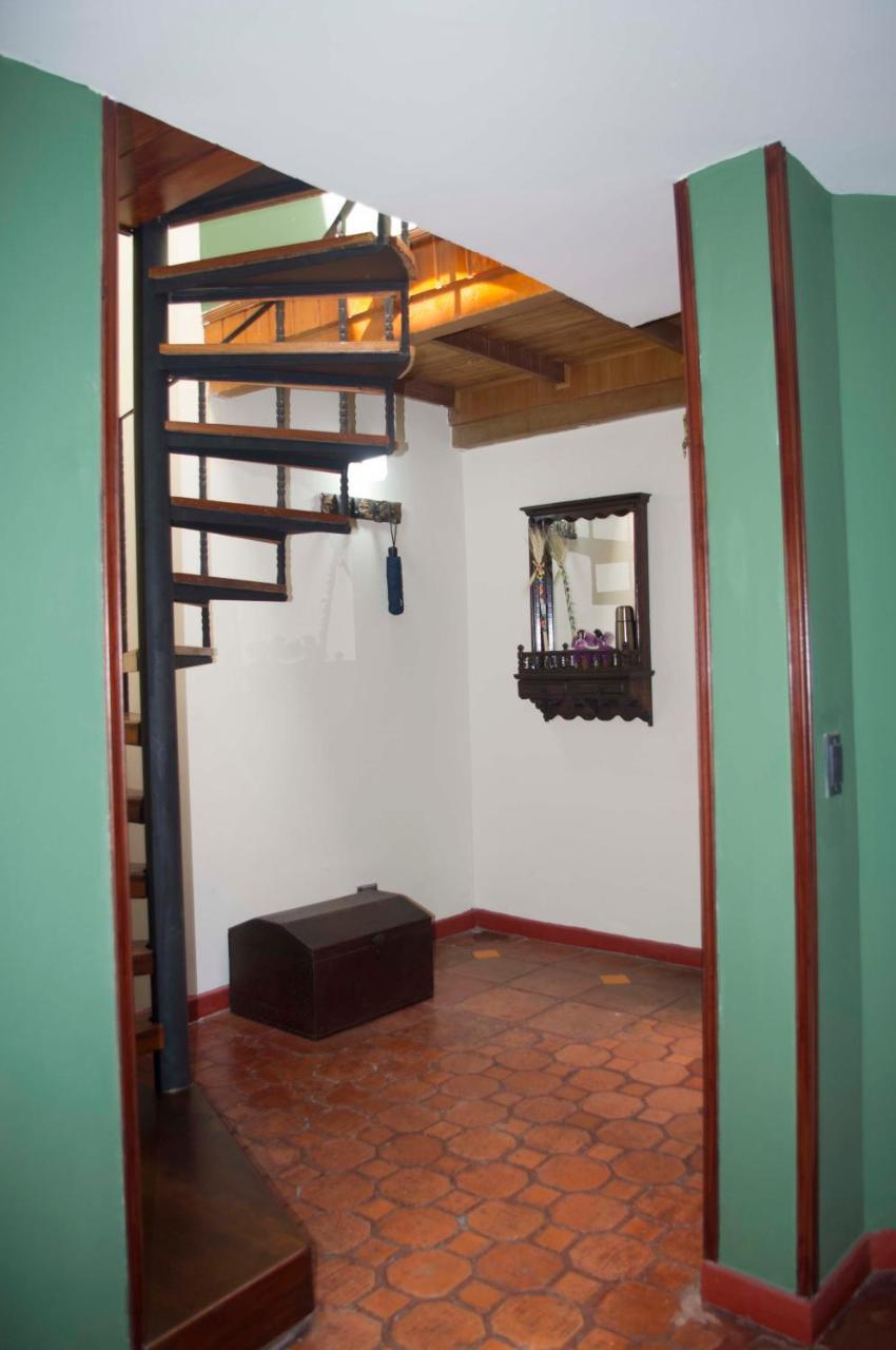 Apartaestudios Quinta Hidalga Bogota Luaran gambar