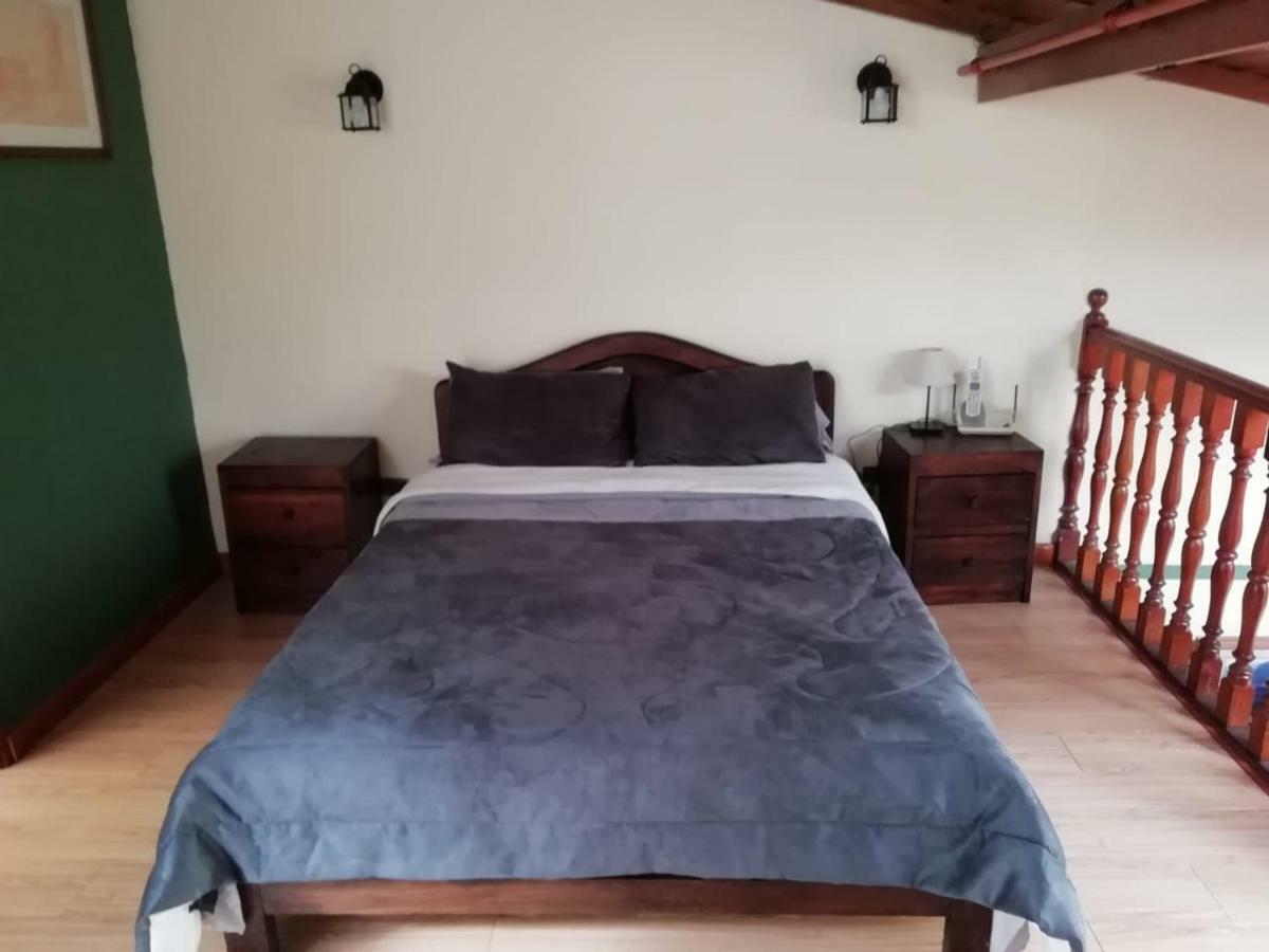 Apartaestudios Quinta Hidalga Bogota Luaran gambar